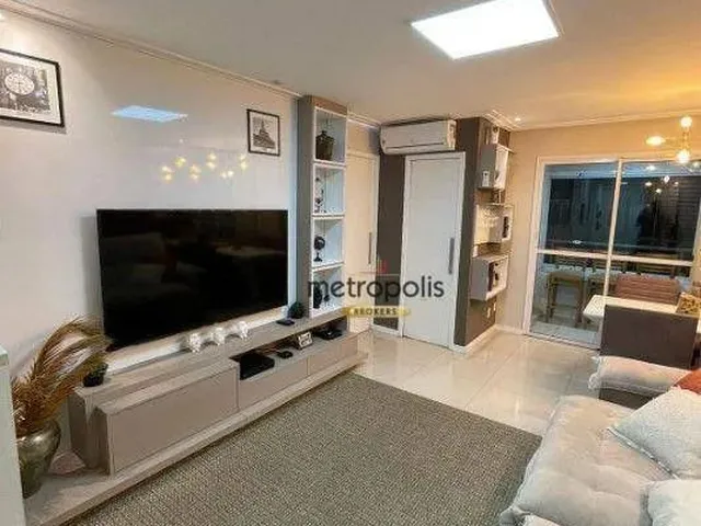 Imagem: O apartamento possui 2 Dormitórios, 1 Suíte, 2 Banheiros,
