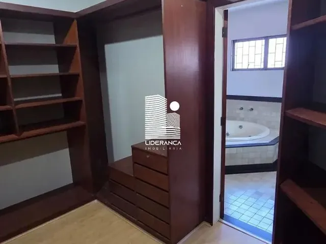 Imagem 12: Casa 05 Dormitórios, 02 Suítes no João Paulo