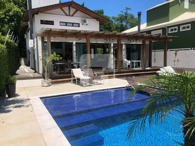 Imagem: Casa de 3 Dormitórios À Venda em João