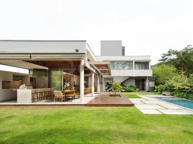 Imagem 1: Casa de 314M² com 4 Suítes na Cachoeira do Bom Jesus