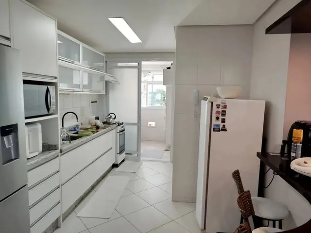 Imagem: Apartamento 3 Suítes e Lavabo de Frente