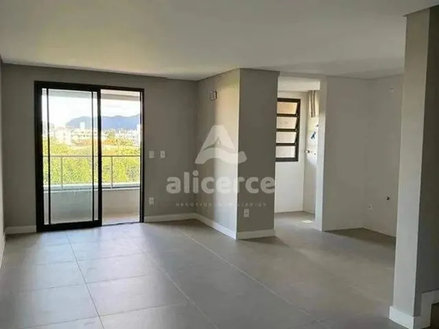 Imagem 6: Apartamento Duplex 2 Dormitórios com Suíte, Sacada com Churrasqueira, Próximo Ao Mar