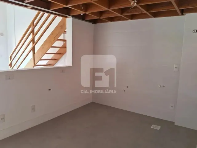 Imagem 4: Studio À Venda no Saco Grande
