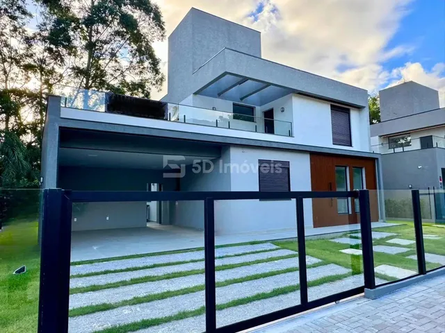 Imagem: Casa 4 Dormitórios - Sto Antônio de Lisboa-Florianópolis