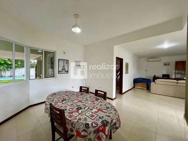 Imagem 2: Casa 4 Quartos no Bairro Jurerê, Florianopolis