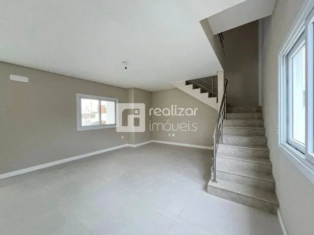 Imagem 14: Casa com 3 Dormitorios na Praia da Daniela - Florianopolis