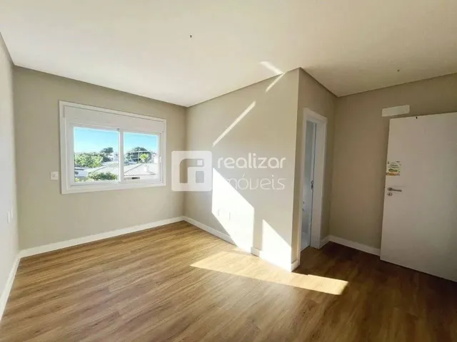 Imagem 11: Casa com 3 Dormitorios na Praia da Daniela - Florianopolis
