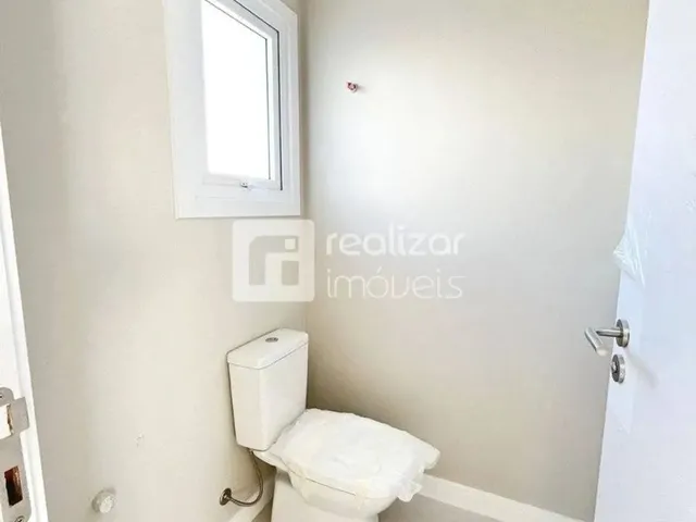 Imagem 4: Casa com 3 Dormitorios na Praia da Daniela - Florianopolis
