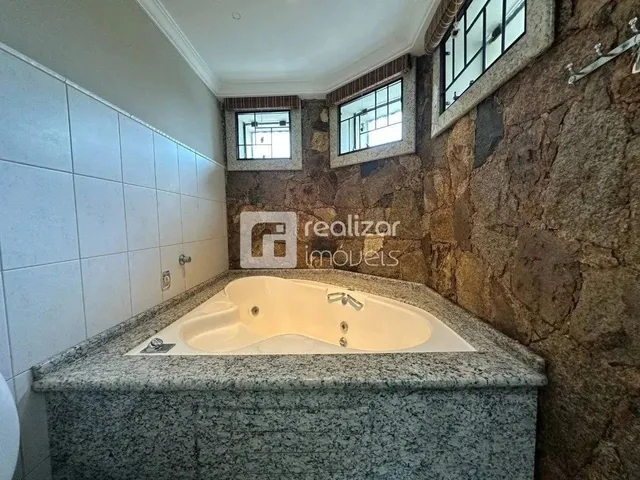 Imagem 2: Casa 4 Quartos no Bairro Praia Brava Florianópolis