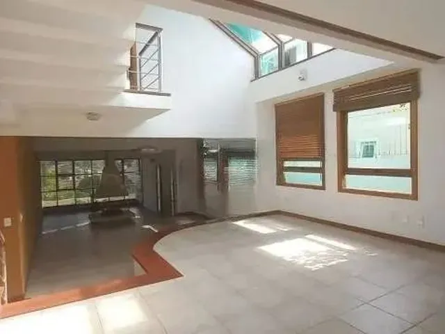 Imagem 4: Casa com 5 Dormitórios no Bairro João Paulo