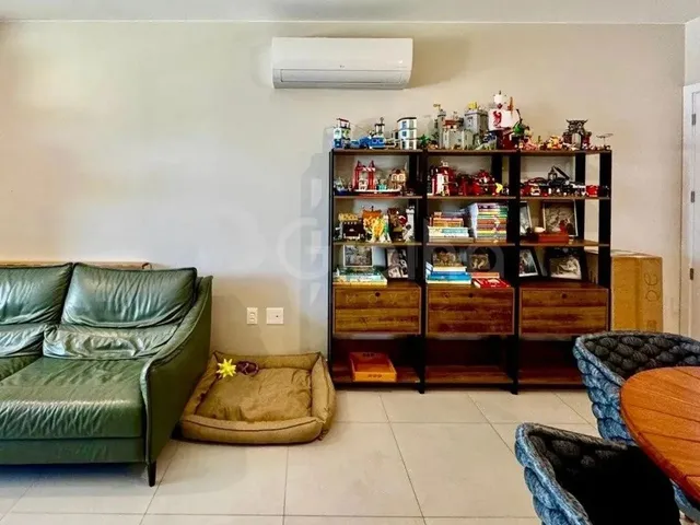 Imagem 6: Apartamento para Venda em Florianópolis, Cacupé, 2 Dormitórios, 1 Suíte, 2 Banheiros