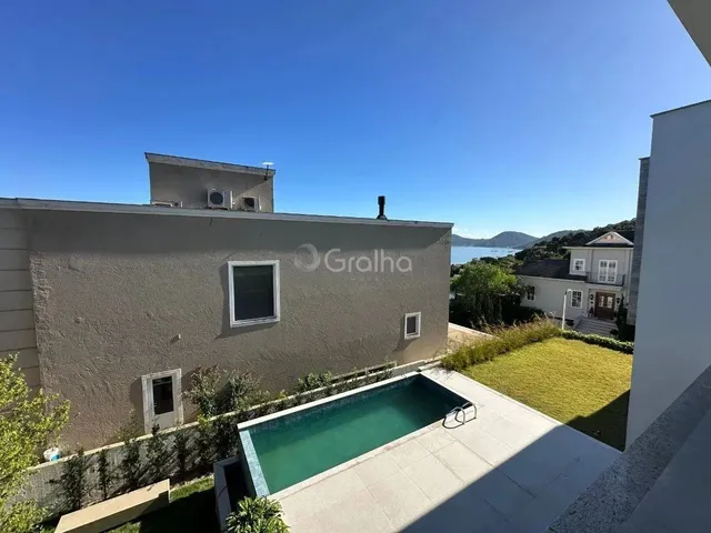 Imagem 9: Casa para Venda em Florianópolis, Cacupé, 3 Dormitórios, 3 Suítes, 5 Banheiros, 4