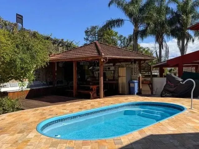 Imagem 2: Casa a Venda 2 Pavimentos, 6 Dormitórios- Documentação Completa -Cacupé