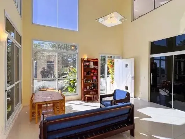 Imagem 10: Casa a Venda 2 Pavimentos, 6 Dormitórios- Documentação Completa -Cacupé