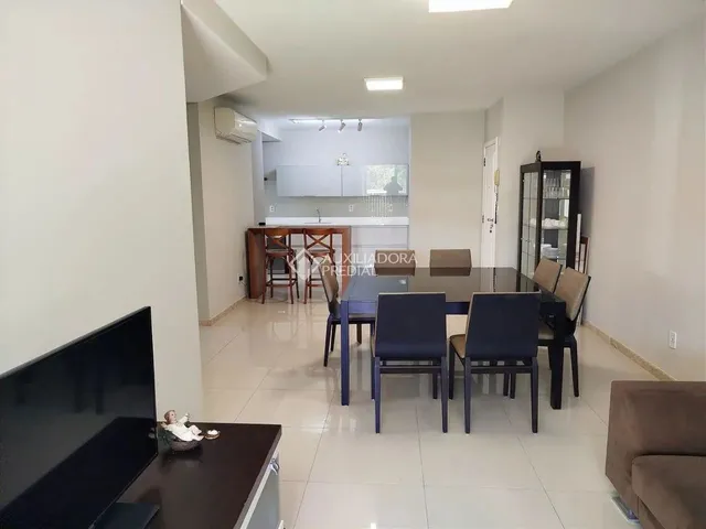 Imagem: Amplo Apartamento com Vista para Área Verde