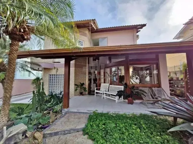 Imagem: Casa Alto Padrão em Condomínio Fechado