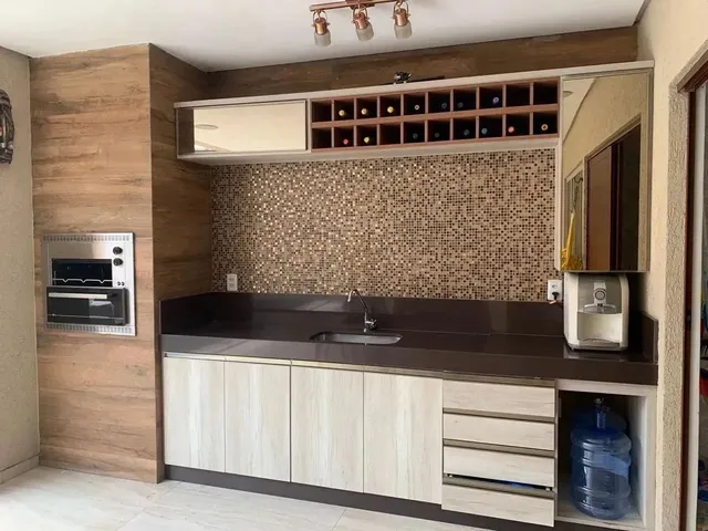 Imagem 5: Imóvel Exclusivo 252M² 3 Suítes com Closet, Piscina e Energia Solar