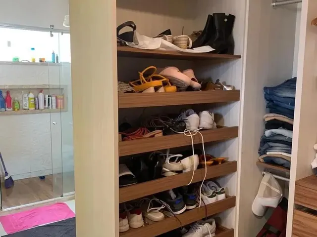 Imagem 11: Imóvel Exclusivo 252M² 3 Suítes com Closet, Piscina e Energia Solar