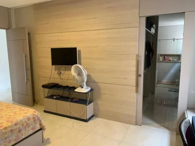 Imagem 13: Imóvel Exclusivo 252M² 3 Suítes com Closet, Piscina e Energia Solar