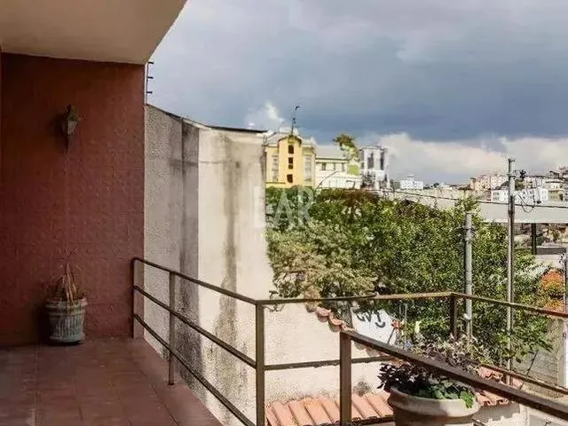Imagem: Casa À Venda, 5 Quartos, 1 Suíte, 4 Vagas