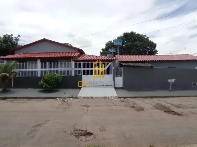 Imagem: Casa com 2 Dormitórios 3 Barracões À