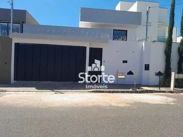 Imagem: Casa com 3 Suítes À Venda, 150M² por