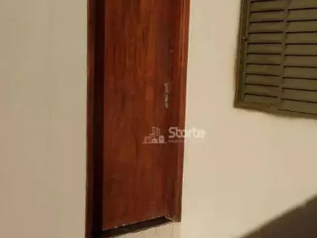 Imagem 3: Casa com 3 Dormitórios À Venda, 120 M² por R$ 380.000,00 - Aclimação - Uberlândia/Mg
