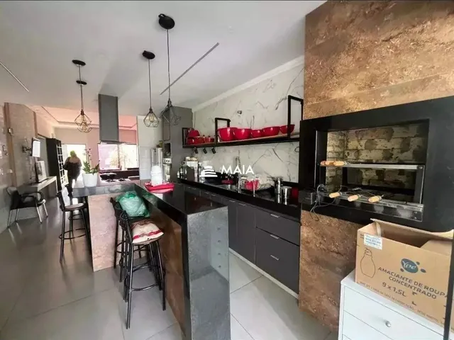Imagem: Casa À Venda no Bairro Mercês