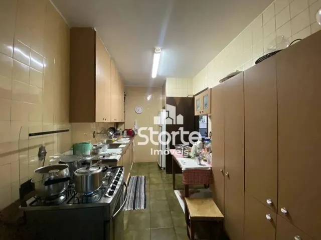 Imagem 2: Apartamento com Armários no Centro de Uberlândia com 3/4 em Frente Ao Ccaa e Hospital