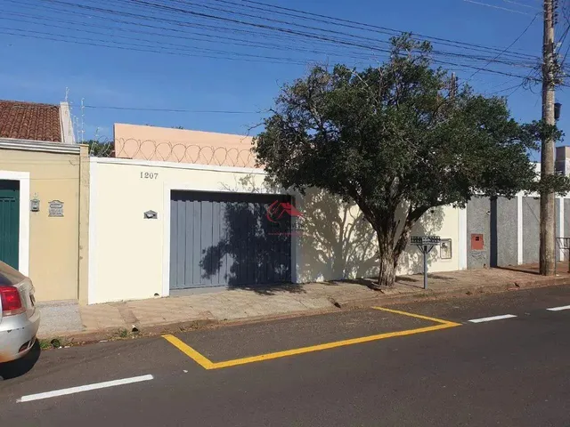 Imagem 1: Casa a Venda em Excelente Localização Próximo a Uniube e Fórum