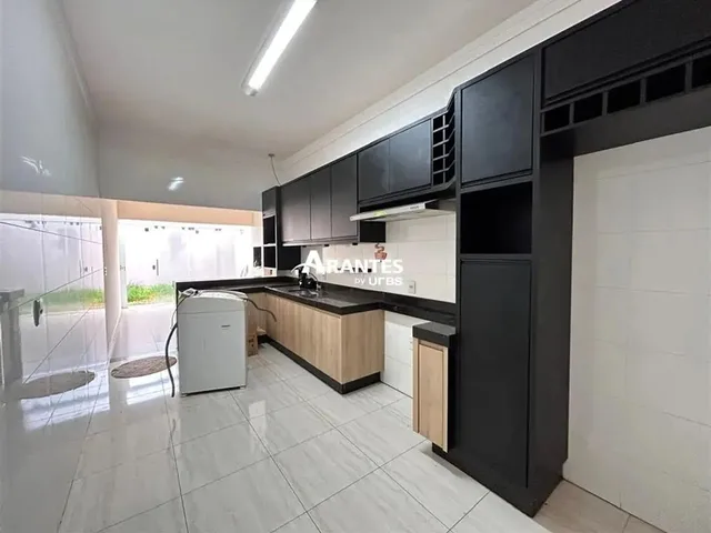 Imagem 7: Casa com 185M² 3 Quartos À Venda no Bairro Bosque dos Buritis