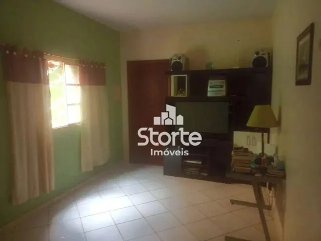 Imagem: Casa com 3 Dormitórios À Venda, 235 M²