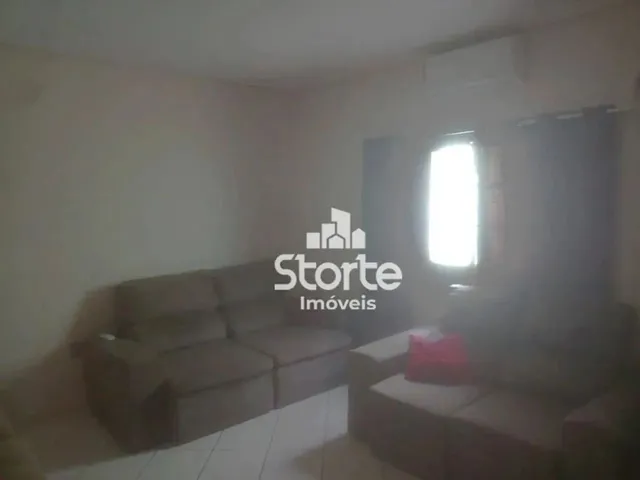Imagem 9: Casa com 3 Dormitórios À Venda, 235 M² por R$ 550.000,00 - Gravatás - Uberlândia/Mg