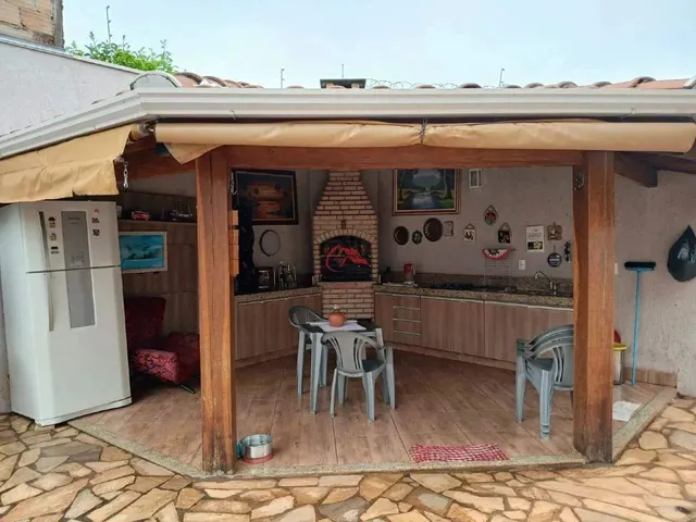 Imagem: Casa com Piscina e Área Gourmet 3 Quartos