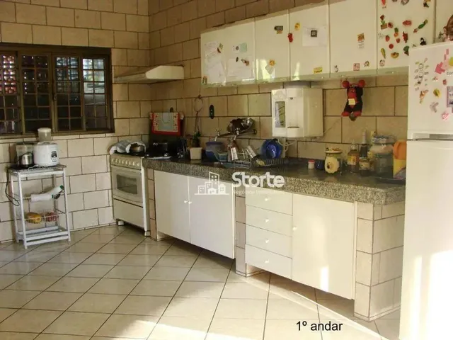 Imagem: Sobrado/Terreno À Venda com Ponto Comercial