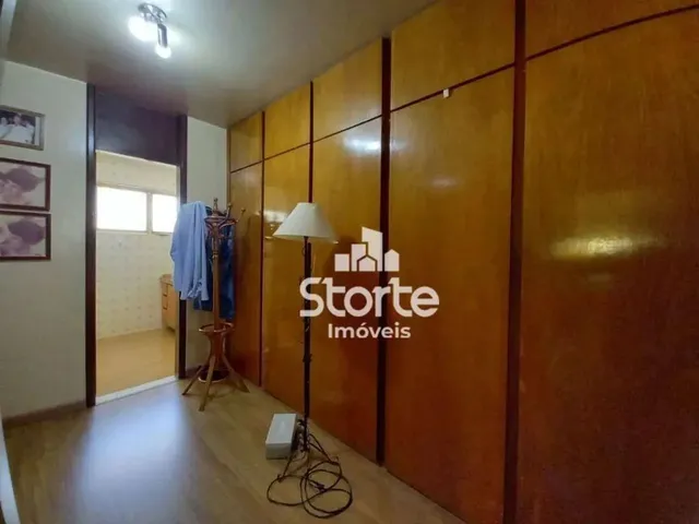 Imagem 12: Casa Estilo Sobrado com 4 Dormitórios À Venda, 340M² por R$ 1.750.000 - Tabajaras