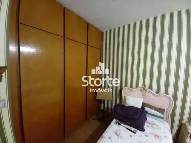 Imagem 15: Casa Estilo Sobrado com 4 Dormitórios À Venda, 340M² por R$ 1.750.000 - Tabajaras
