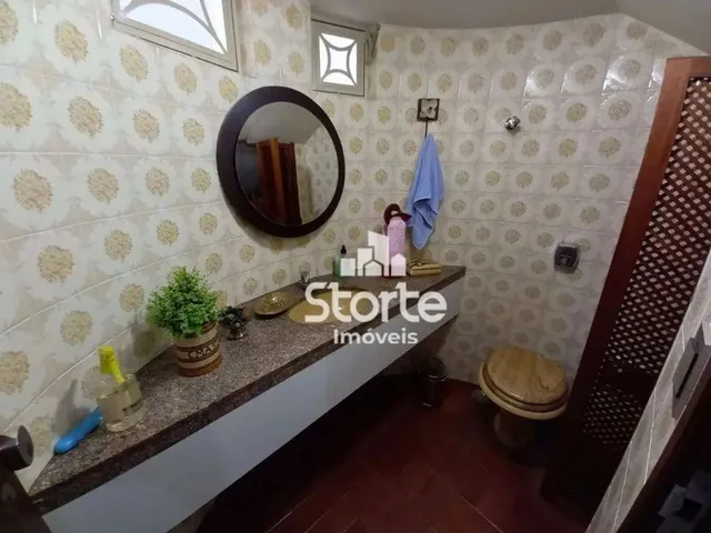 Imagem 4: Casa Estilo Sobrado com 4 Dormitórios À Venda, 340M² por R$ 1.750.000 - Tabajaras
