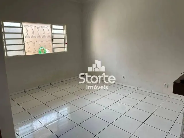 Imagem 3: Casa com 3 Dormitórios À Venda, 161 M² por R$ 600.000,00 - Granada - Uberlândia/Mg