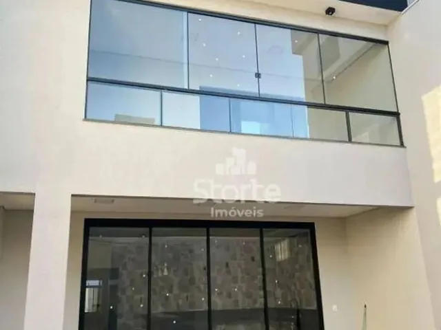 Imagem: Casa com 3 Dormitórios À Venda, 245 M²