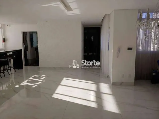 Imagem 9: Apartamento com 3 Dormitórios À Venda, 166 M² por R$ 675.000,00 - Centro