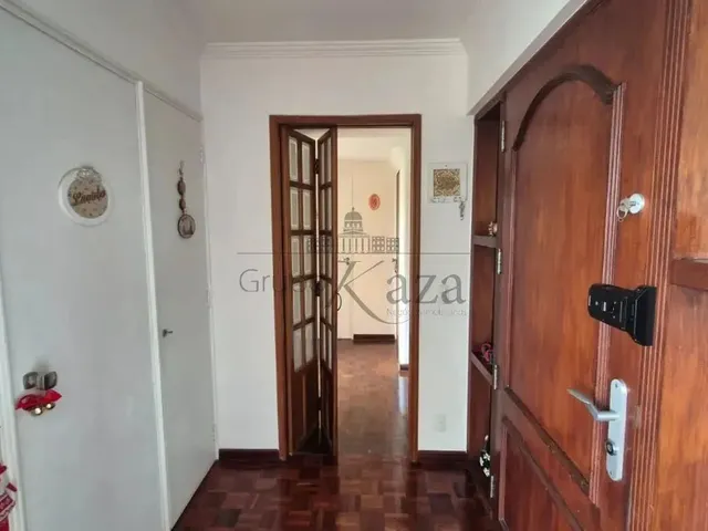 Imagem 14: Oportunidade - Apartamento - Condomínio Rio Jaguari - Centro - 4 Dormitórios - 228M²