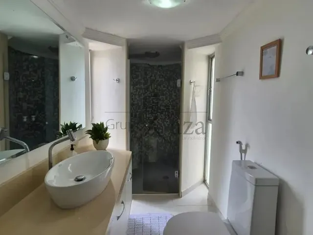 Imagem 12: Oportunidade - Apartamento - Condomínio Rio Jaguari - Centro - 4 Dormitórios - 228M²