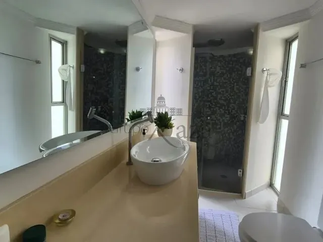 Imagem 7: Oportunidade - Apartamento - Condomínio Rio Jaguari - Centro - 4 Dormitórios - 228M²