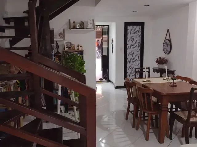 Imagem: Linda Casa 2/4, Suíte, Armários Cond.fechado