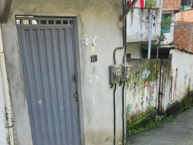 Imagem 2: Casa em Plataforma com Quintal
