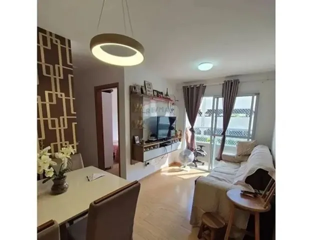 Imagem: O apartamento possui 2 Dormitórios, 1 Suíte, 2 Banheiros,