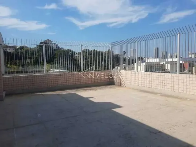 Imagem: Apartamento - / Residencial / Glória