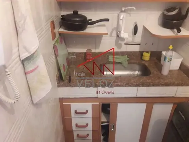 Imagem: Apartamento - / Residencial / Glória
