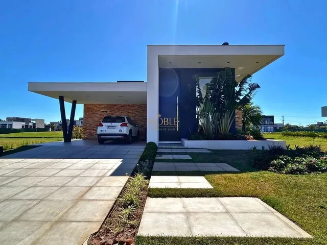 Imagem: Casa 03 Dormitórios com 03 Suítes no Reserva
